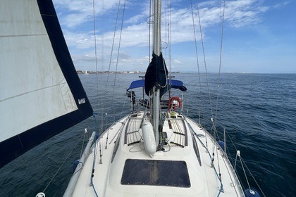 Rental Sailboat Jeanneau Attalia Saint-Cyprien