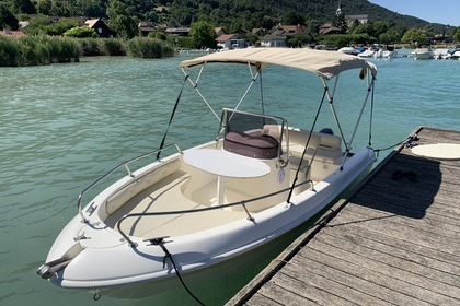 Location Bateau sans permis  Beluga 490 Sévrier