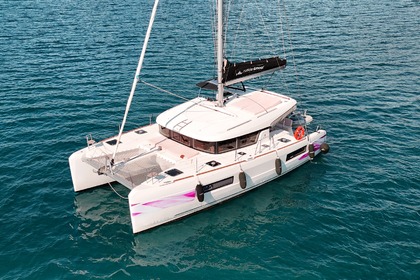 Charter Catamaran  Lagoon 40 Marmaris