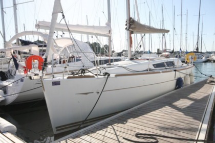 Verhuur Zeilboot  SUN ODYSSEY 33I PERF La Trinité-sur-Mer