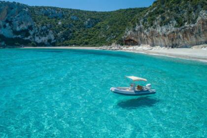 Noleggio Barca senza patente  Joker Boat Coaster 470 Cala Gonone