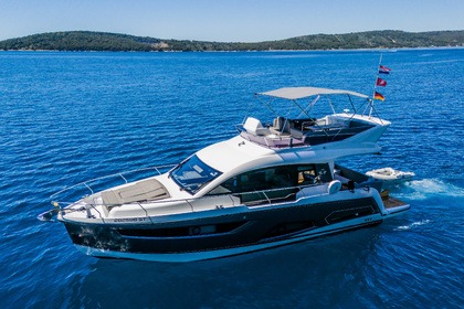 Location Yacht Sealine Sealine F430 Kaštela