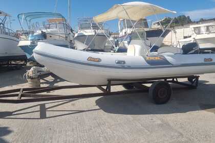 Charter Motorboat Bat bat Province of Catanzaro