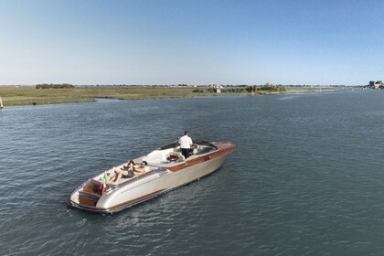 Aluguel Lancha Riva Aquariva 33 Veneza