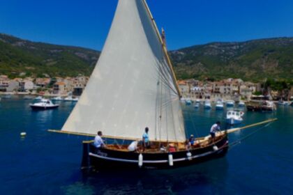 Verhuur Zeilboot GAJETA FALKUSA TRADITIONAL SAILING BOAT Komiža