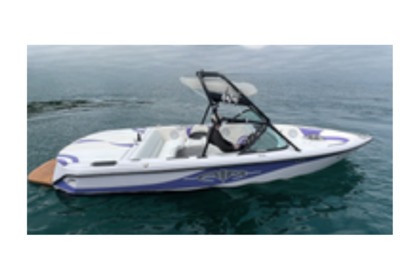 Charter Motorboat Correct Craft Super Air Nautique 210 Annecy