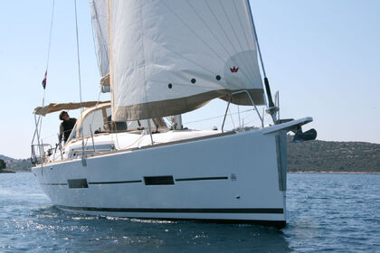 Alquiler Velero DUFOUR 382 GL Marina Frapa
