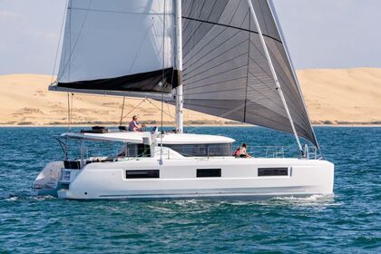 Location Catamaran  LAGOON 46 Le Marin