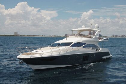 Hire Motor yacht Azimut 70 Puerto Vallarta