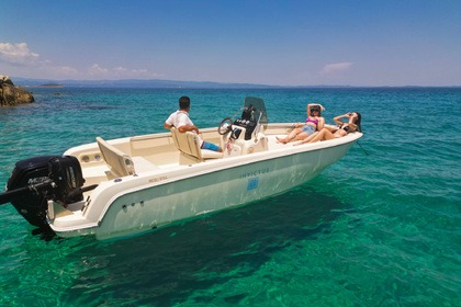 Charter Motorboat Invictus FX190 Halkidiki