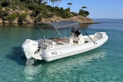 Noleggio Gommone Nuova Jolly 700 xl Hyères
