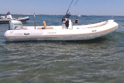 Miete RIB Zodiac Medline 2 Marseille