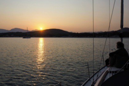 Charter Sailboat Sunset Cruise - Iles des Lérins Sun Odyssey 36i Mandelieu-La Napoule