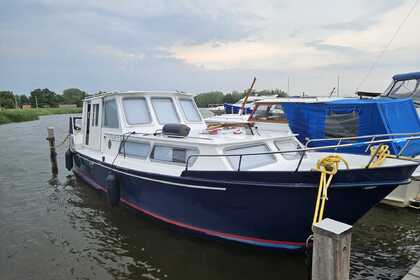 Hyra båt Motorbåt Valkkruiser Valkkruiser Leeuwarden