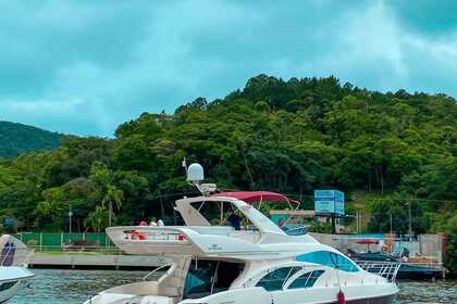 Alquiler Lancha Azimut Azimut 60 Balneario Camboriú