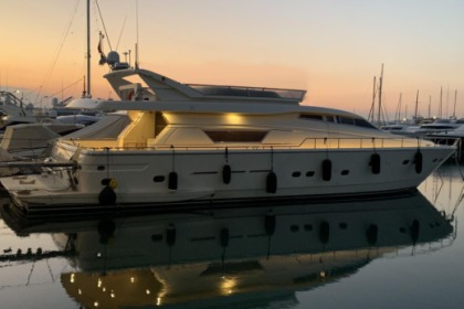 Charter Motorboat Ferretti 76' Fly Athens