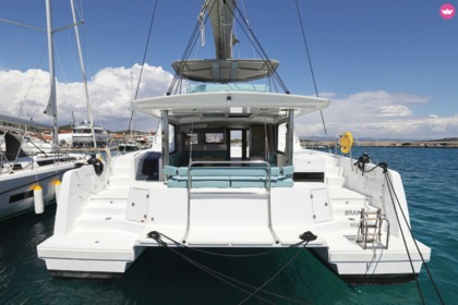 Charter Catamaran Catana Group Bali 4.6 - 4 + 1 cab. Trogir