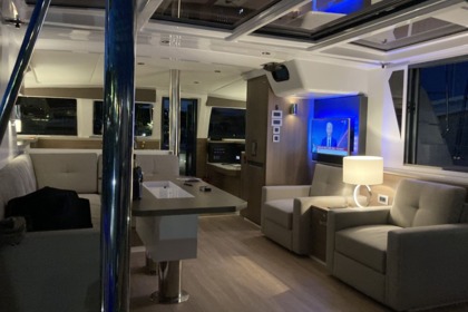 Verhuur Catamaran Bali 4.2 Hyères