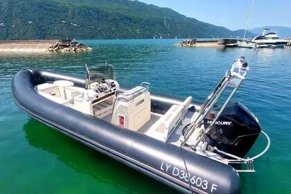 Hire Motorboat Valiant V 750 Cruiser Aix-les-Bains