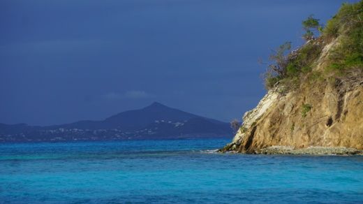 Arrondissement Le Marin Catamaran 2022 ISLA 40 alt tag text