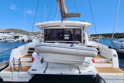 Rental Catamaran Catana Bali 4.1 - 4 + 1 cab. Šibenik