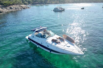 Noleggio Barca a motore Cruisers 3870 express Villanova Lobetto