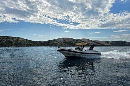 Charter RIB Nautica Russo Revenger 24 Novalja