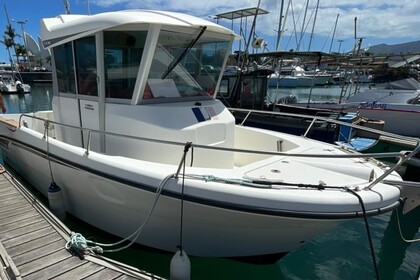 Location Bateau à moteur OCQUETEAU OSTRA 700 Saint-Gilles les Bains