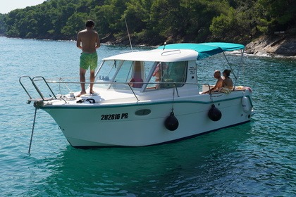 Rental Motorboat ARAUSA 25 (ONLY 4 HOUR TOURS) Zadar