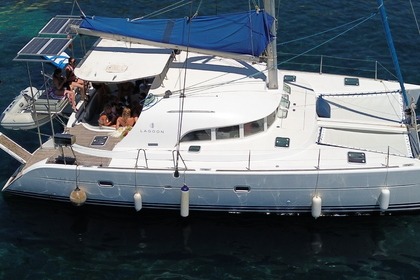 Verhuur Catamaran Lagoon Lagoon 380 Sliema
