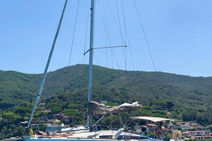 Hire Sailboat Jeanneau Sun Odyssey 349 Marina di Cecina