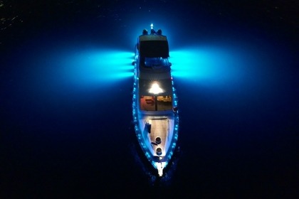 Charter Motor yacht Luxurious 21m Motoryat B21! Luxurious 21m Motoryat B21! İstanbul
