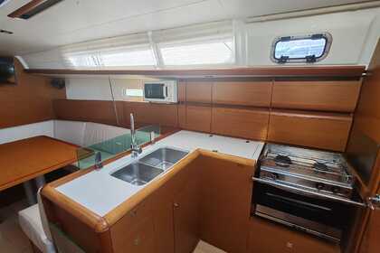 Charter Sailboat Jeanneau Sun Odyssey 389 Drage, Pakoštane