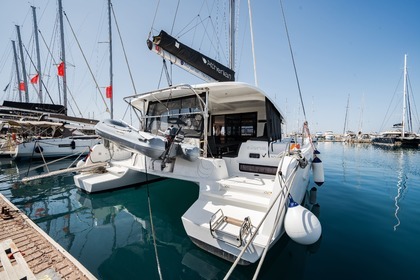 Verhuur Catamaran Lagoon Lagoon 42 Corfu