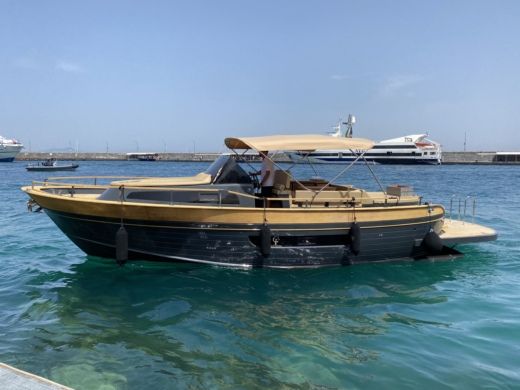 Capri Motorboat ESPOSITO POSITANO 38 alt tag text