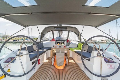 Hyra båt Segelbåt  Oceanis 40.1 Aten