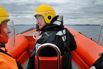 Hyra båt RIB-båt Tornado 7.5 Multi Purpose Helsingfors