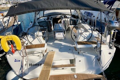 Rental Sailboat BENETEAU OCEANIS 41.1 Sukošan