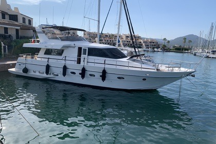 Rental Motor yacht CANTIERI CANADOS 58 Saint-Tropez