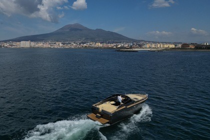 Alquiler Lancha SUNSET CRUISE special price for aperitif on itama 38 yacht Sorrento