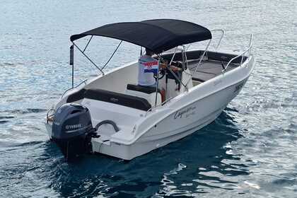 Hire Motorboat Cayman Yacht 585 Krk