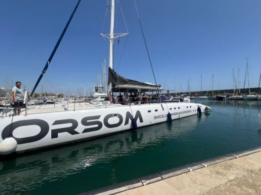 Barcellona Catamaran Fountaine Pajot TAHITI 78 alt tag text