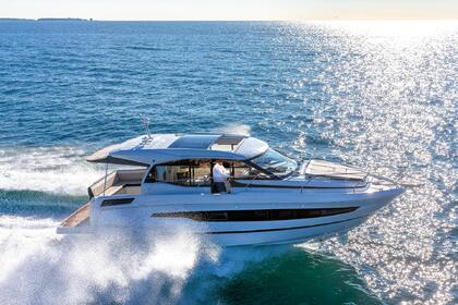 Charter Motorboat Jeanneau NC 37 Makarska