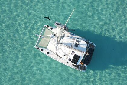 Charter Catamaran Fountaine Pajot Lavezzi 40 French Polynesia