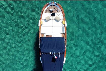 Aluguel Lancha Apreamare Gozzo Cabinato Sorrento