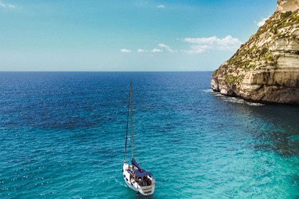 Noleggio Barca a vela Jeanneau Sun rise 35 Cagliari