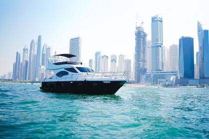 Location Bateau à moteur DUBAI MARINE 60 Dubaï Marina