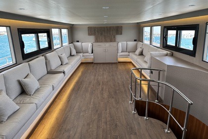 Location Yacht à moteur Cruisers Wooden Hurghada