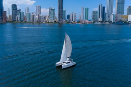 Hire Catamaran Lagoon 40 San Blas Islands