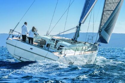 Charter Sailboat Bavaria Yachtbau Bavaria C45 - 4 cab. Trogir